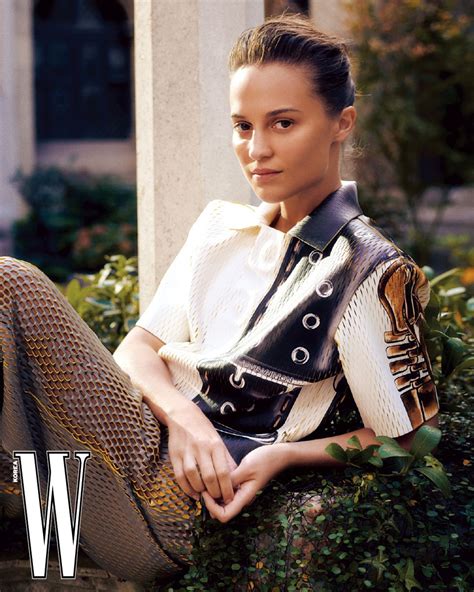 Alicia Vikander Clothes and Outfits 